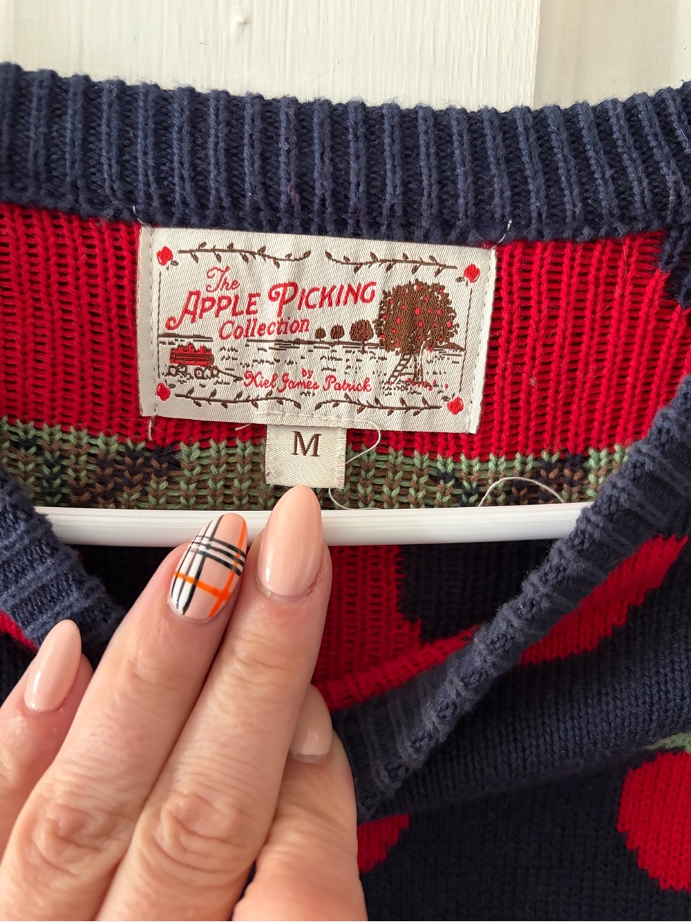 Kiel James Patrick Apple Sweater - Picture 3 of 6